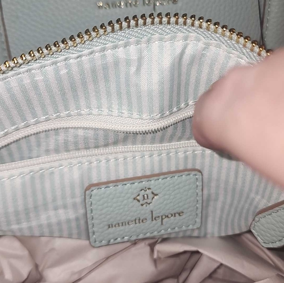 Nanette Lepore 3 piece set, bag, pouch, sunglass case, gift set - Picture 10 of 12